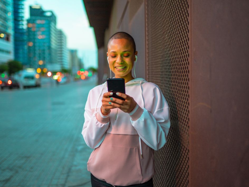 Woman using money app